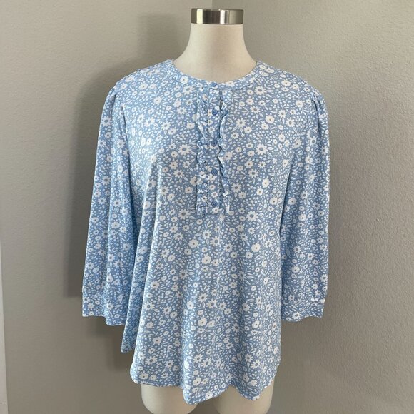 Croft & Barrow Womens Plus XXL Blue White Floral 3/4 Sleeve Top Ruffle Front - Picture 1 of 8
